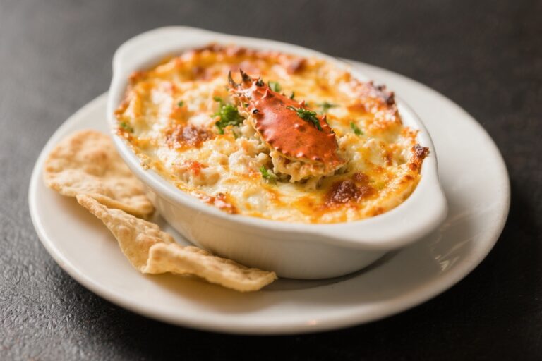 Hot Crab Dip Recipe – Creamy, Cheesy, and Party-Ready